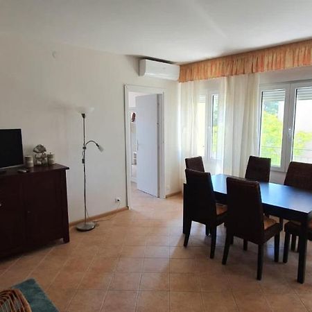 Fiuri De Tapo Apartment Grado Luaran gambar